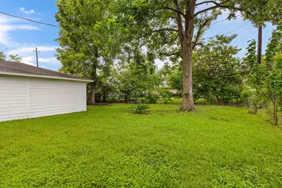 6618 Hartwick Road, Houston, TX 77016 - Photo 16