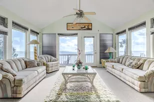 308 Bay Ave, Kemah, TX 77565 - Photo 4