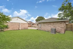 4910 Teton St, Houston, TX 77033 - Photo 26