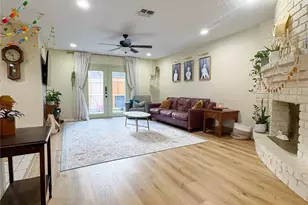 738 Thicket Ln, Houston, TX 77079 - Photo 6