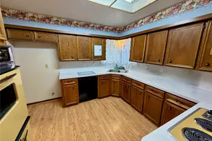 13014 N Venice Ln, Stafford, TX 77477 - Photo 4