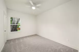 9448 Kerrwood Ln, Houston, TX 77080 - Photo 14