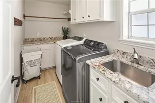 17724 April Vis Ct, College Station, TX 77845 - Photo 24