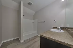 2055 Sweet Lilac Dr, Houston, TX 77090 - Photo 10