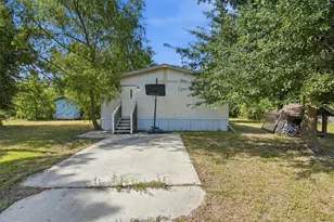 910 County Road 3556, Cleveland, TX 77327 - Photo 2