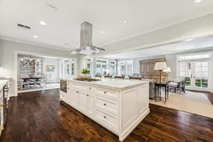 28 E Broad Oaks Dr, Houston, TX 77056 - Photo 16