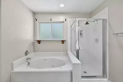 129 N Rainbow Ridge Circle, The Woodlands, TX 77381 - Photo 26