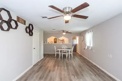 402 W Camp Street, Brazoria, TX 77422 - Photo 6