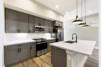 5214 Pinemont Creek Lane, Houston, TX 77018 - Photo 10