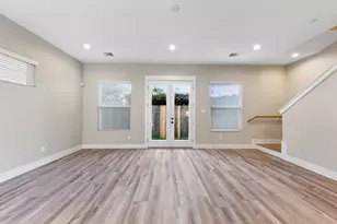 5214 Pinemont Creek Ln, Houston, TX 77018 - Photo 14