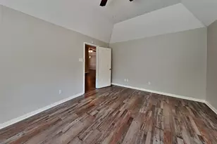 9331 Charter Pine St, Houston, TX 77070 - Photo 8