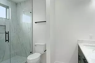 1313 Knight Sret St, Houston, TX 77022 - Photo 6