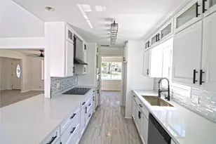 9211 Blankenship Dr, Houston, TX 77080 - Photo 10