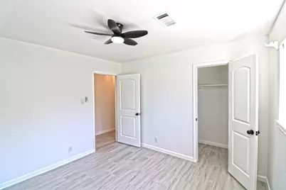 9211 Blankenship Drive, Houston, TX 77080 - Photo 14