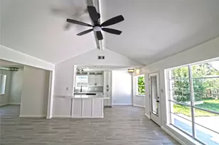 9211 Blankenship Dr, Houston, TX 77080 - Photo 4