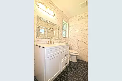 9211 Blankenship Drive, Houston, TX 77080 - Photo 16