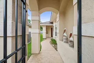 316 Harborside Cir, League City, TX 77565 - Photo 6