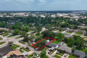 6126 Iron Rock St, Houston, TX 77087 - Photo 1