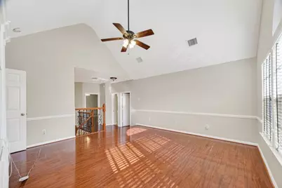 3910 S Beechwood Court, Houston, TX 77059 - Photo 36