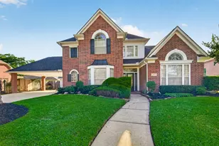 3910 S Beechwood Ct, Houston, TX 77059 - Photo 1