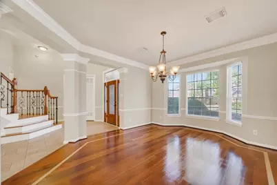 3910 S Beechwood Court, Houston, TX 77059 - Photo 12