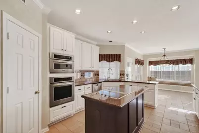 3910 S Beechwood Court, Houston, TX 77059 - Photo 24