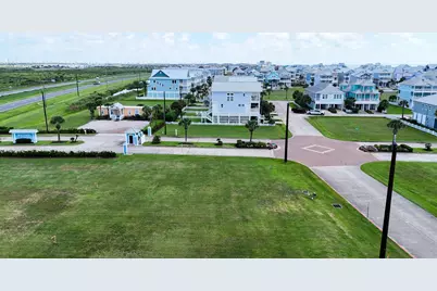 11502 Sea Butterfly, Galveston, TX 77554 - Photo 18