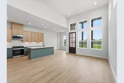 9214 Fort George Street, Houston, TX 77063 - Photo 4