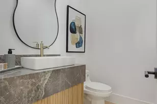 616 Ridge St, Houston, TX 77009 - Photo 22