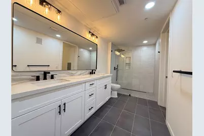 7575 Kirby Drive #2415, Houston, TX 77030 - Photo 12