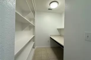 7575 Kirby Dr, Houston, TX 77030 - Photo 6