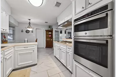 14303 Duncannon Drive, Houston, TX 77015 - Photo 8