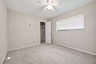 8430 Gallahad St, Houston, TX 77078 - Photo 26