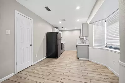 8430 Gallahad Street, Houston, TX 77078 - Photo 12