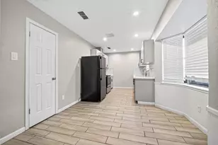 8430 Gallahad St, Houston, TX 77078 - Photo 12