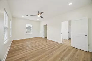 901 E 37th St, Houston, TX 77022 - Photo 8