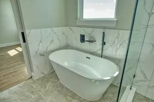 925 Buffalo Trail, Angleton, TX 77515 - Photo 32