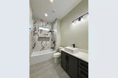 925 Buffalo Trail, Angleton, TX 77515 - Photo 18