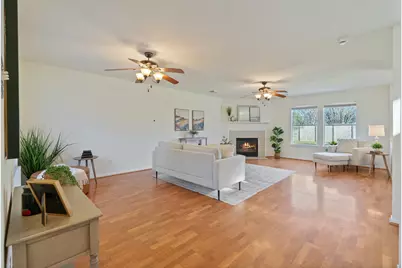 7806 Holly Berry Court, Cypress, TX 77433 - Photo 6