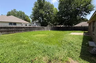 3721 Whisper Walk, Montgomery, TX 77356 - Photo 20
