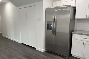 7804 Crestview Dr, Houston, TX 77028 - Photo 6