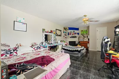 9235 Beaver Bend Court, Houston, TX 77037 - Photo 4