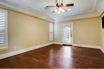 5526 McCulloch Circle, Houston, TX 77056 - Photo 6