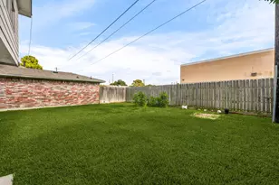 11715 Evesborough Dr, Houston, TX 77099 - Photo 18
