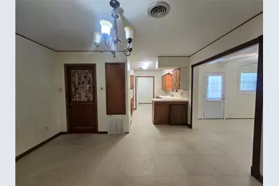 308 Mackeral Street, Galveston, TX 77550 - Photo 4