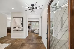 12610 Trail Hollow Dr, Houston, TX 77024 - Photo 4