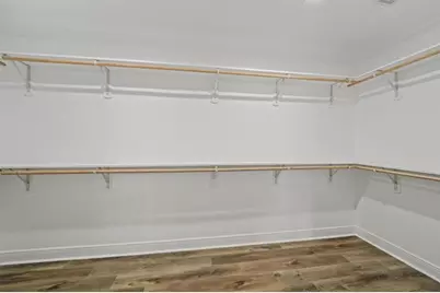 1404 Des Jardines Street, Houston, TX 77023 - Photo 10