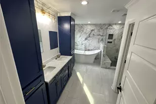 1404 Des Jardines St, Houston, TX 77023 - Photo 14