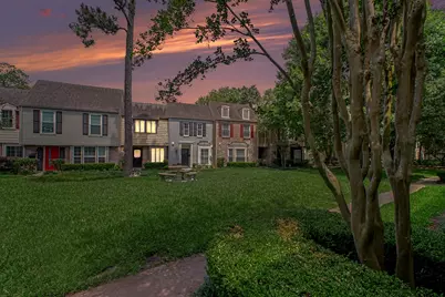 13022 Trail Hollow Drive #3022, Houston, TX 77079 - Photo 4