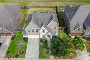 8407 Rocky Bend Ln, Pearland, TX 77584 - Photo 1